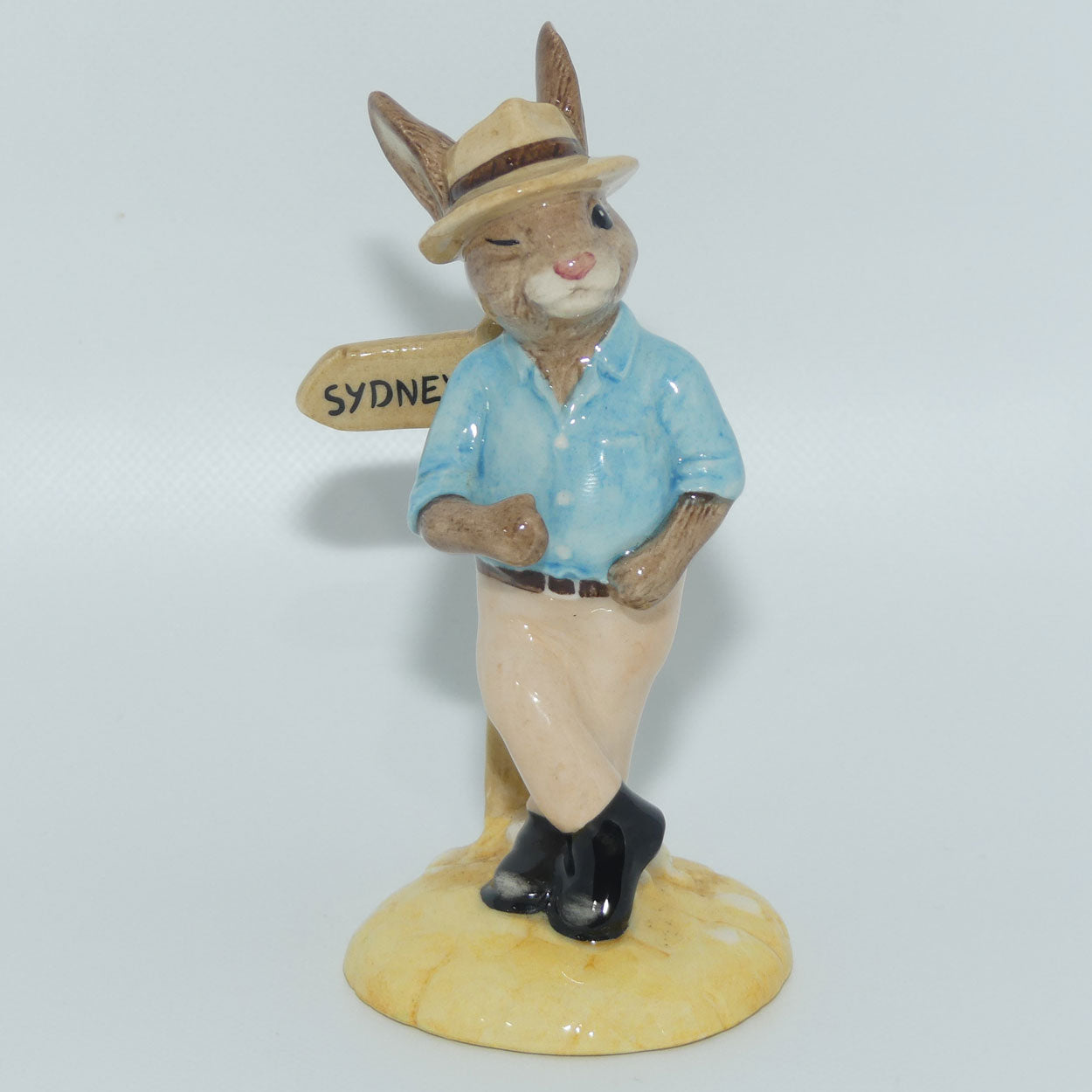 DB195 Royal Doulton Bunnykins Sydney | Cert | No box