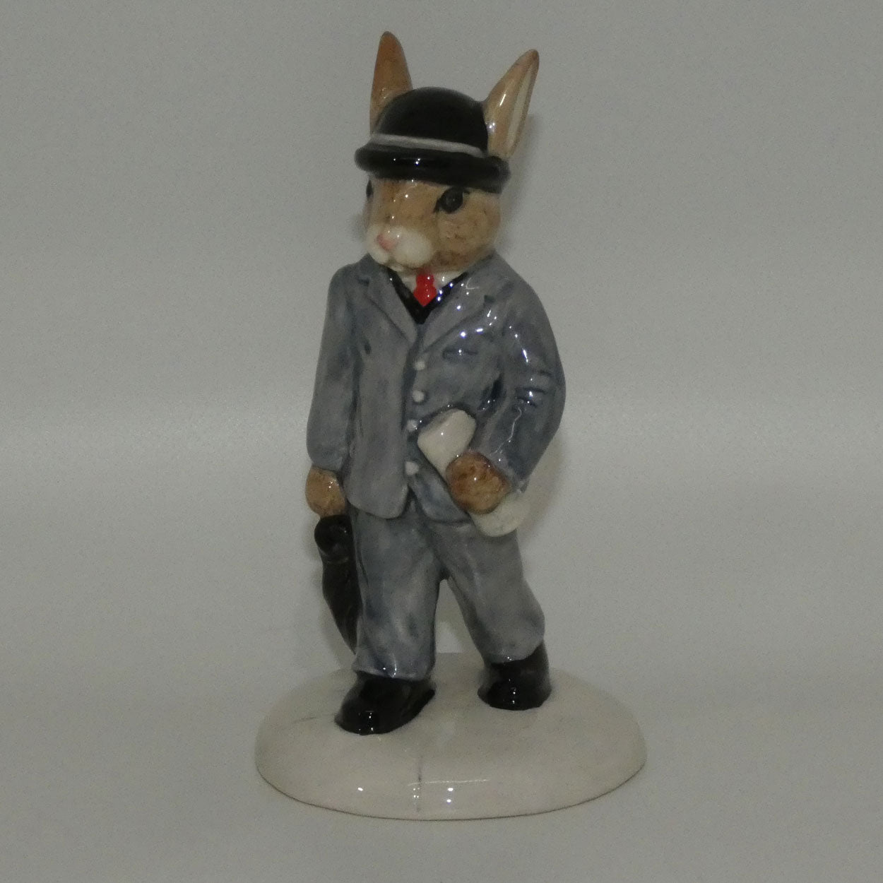 db203-royal-doulton-bunnykins-businessman