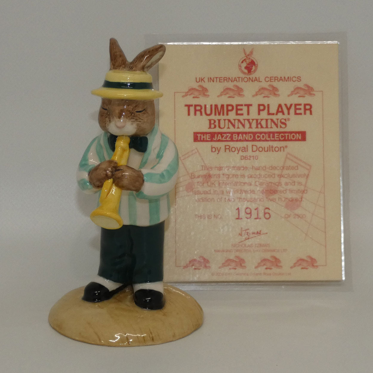 db210-royal-doulton-bunnykins-trumpet-player-box-cert