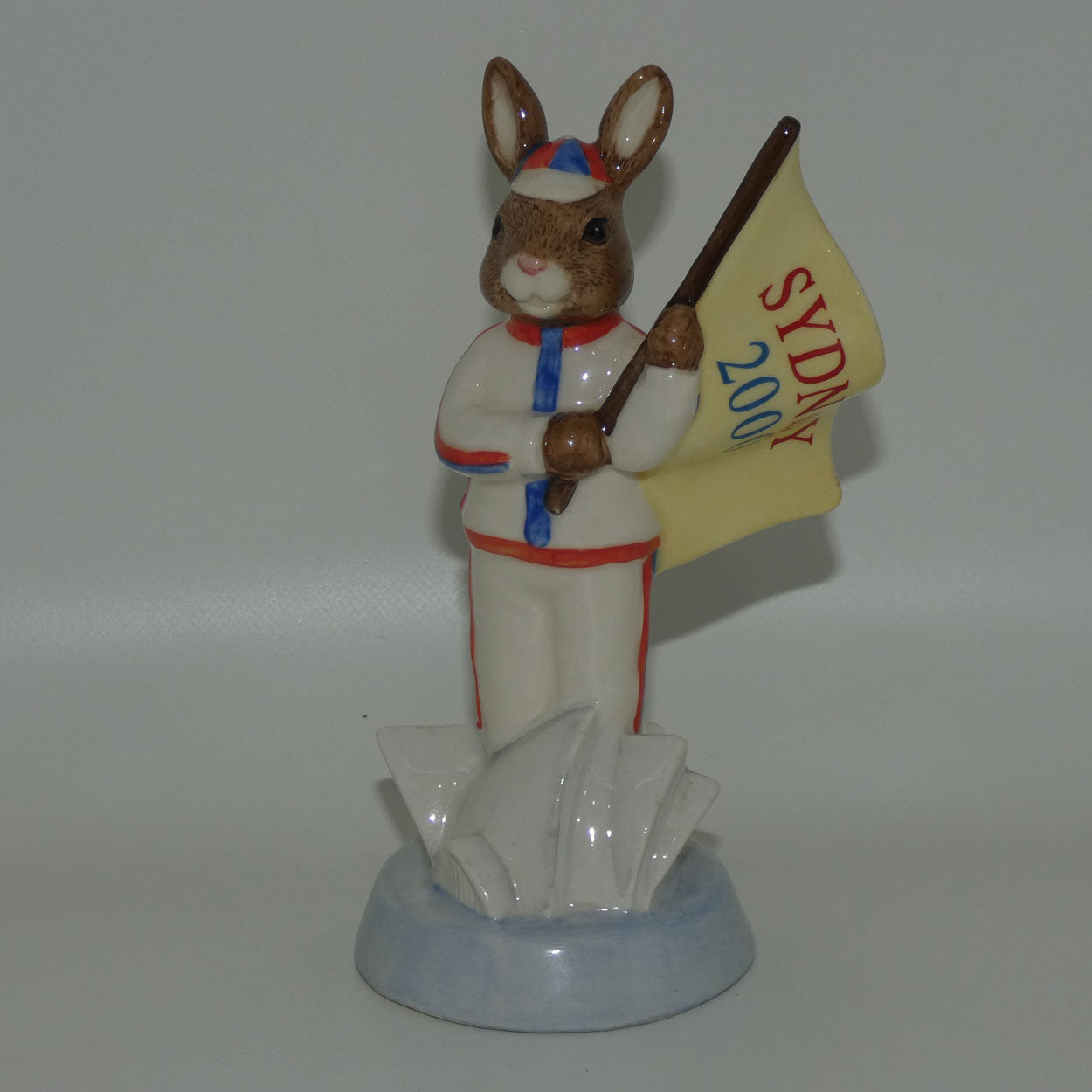 db216-royal-doulton-bunnykins-england-athlete