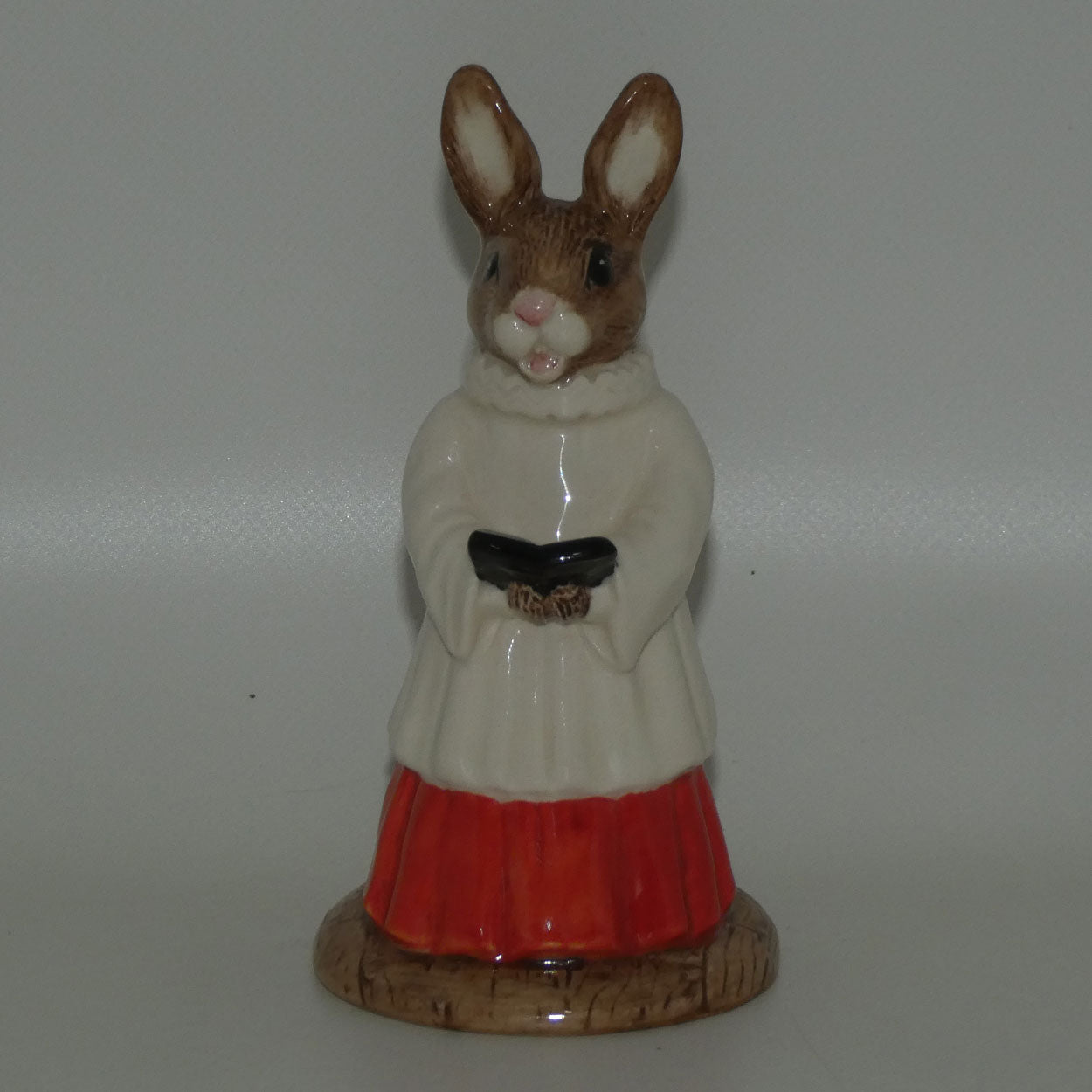 db223-royal-doulton-bunnykins-choir-singer