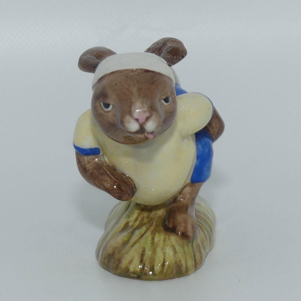 DB22 Royal Doulton Bunnykins figurine Jogging | no box