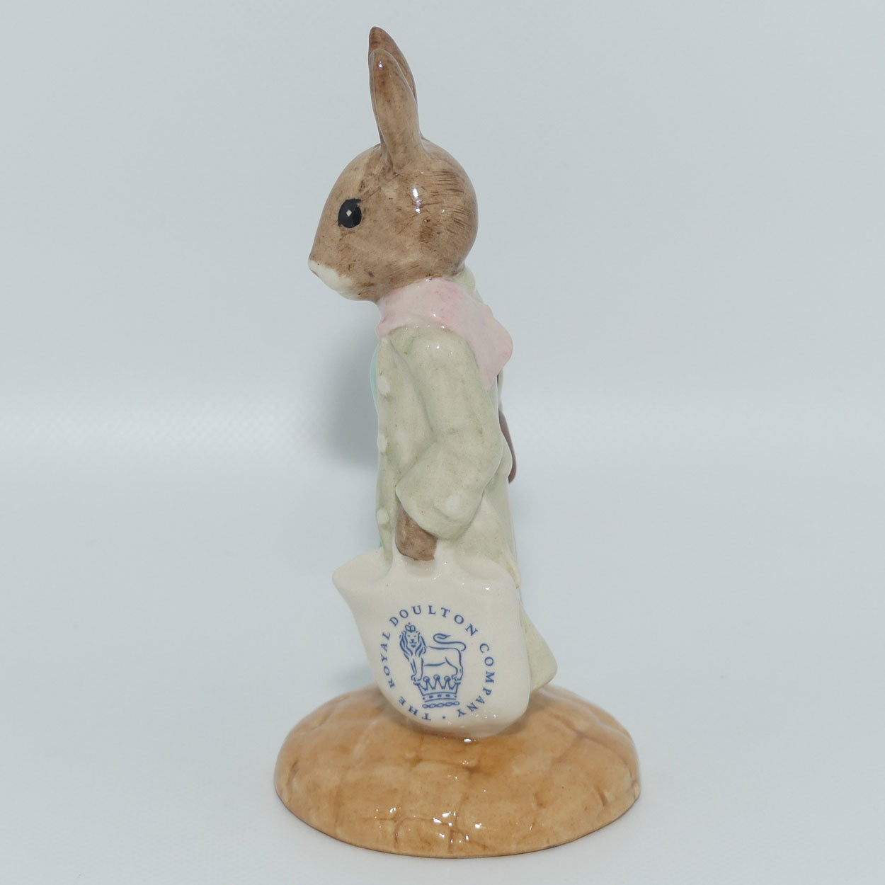 DB233 Royal Doulton Bunnykins Shopper | no box