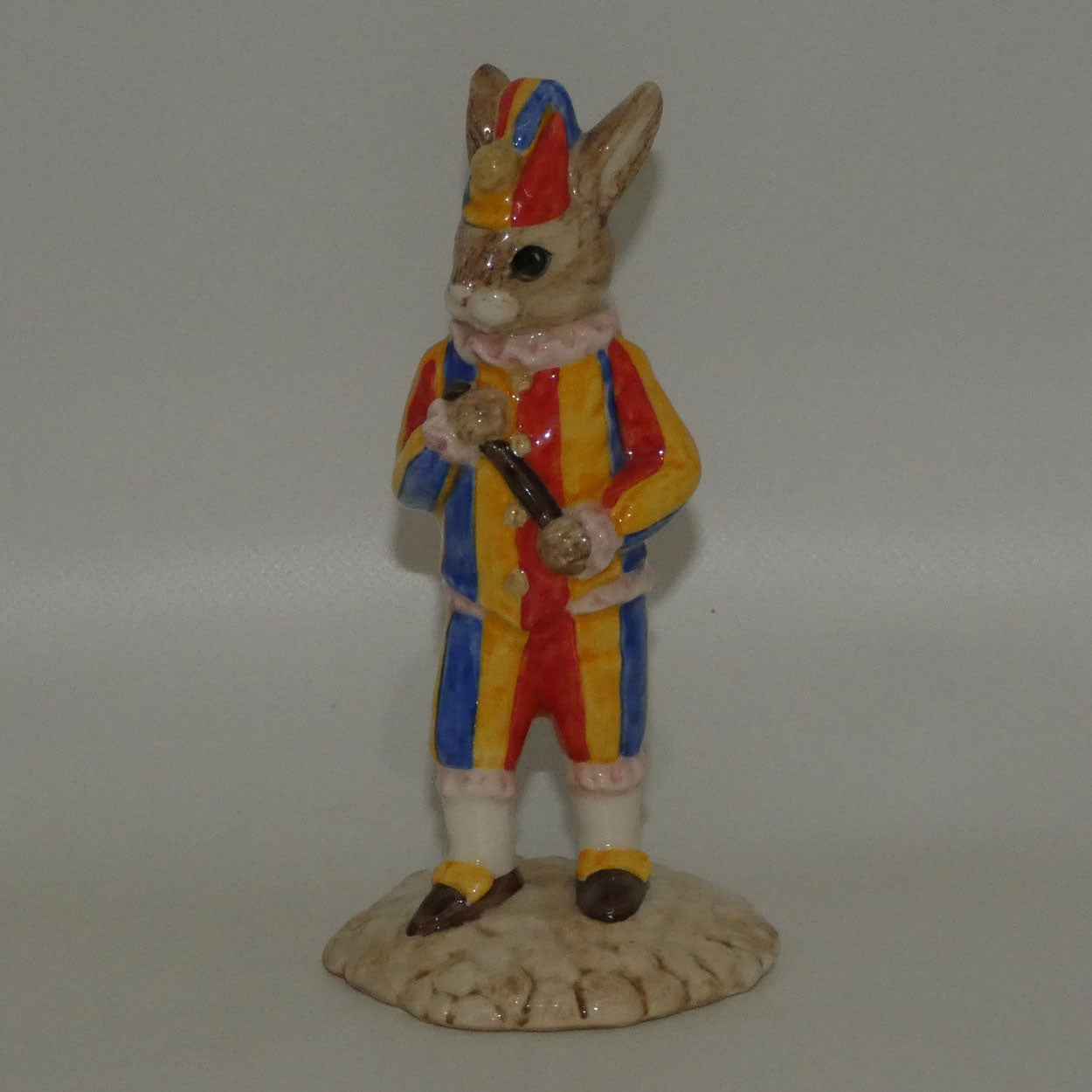 db234-royal-doulton-bunnykins-mr-punch