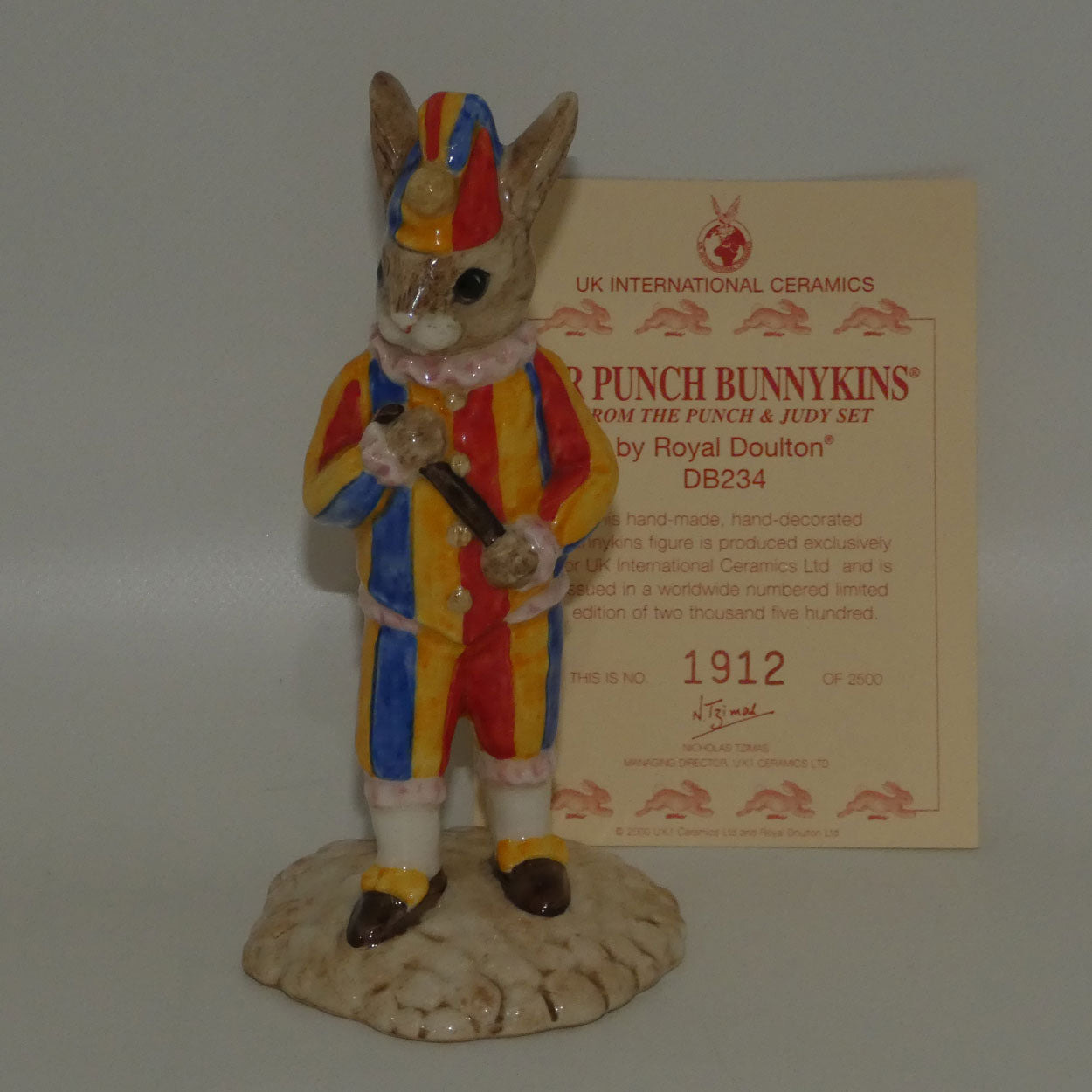 db234-royal-doulton-bunnykins-mr-punch