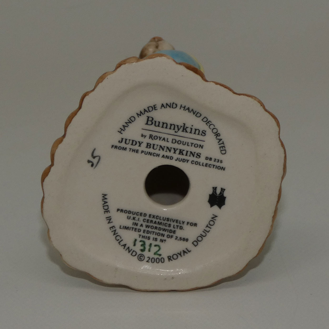 db235-royal-doulton-bunnykins-judy-no-box