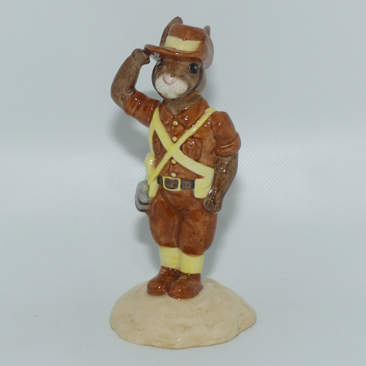 DB248 Royal Doulton Bunnykins Digger | 807/2500 | Box + Cert