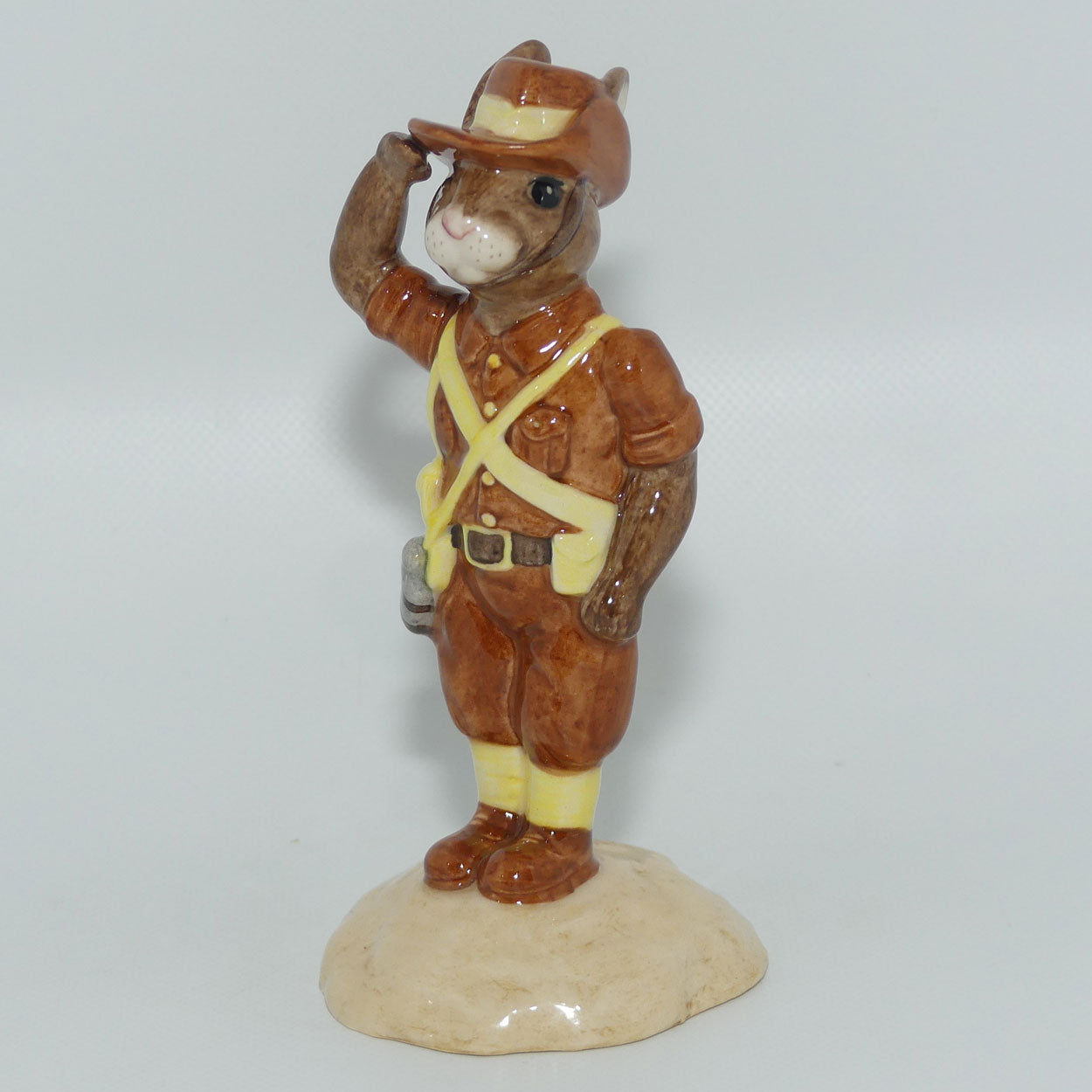 DB248 Royal Doulton Bunnykins Digger | 807/2500 | Box + Cert