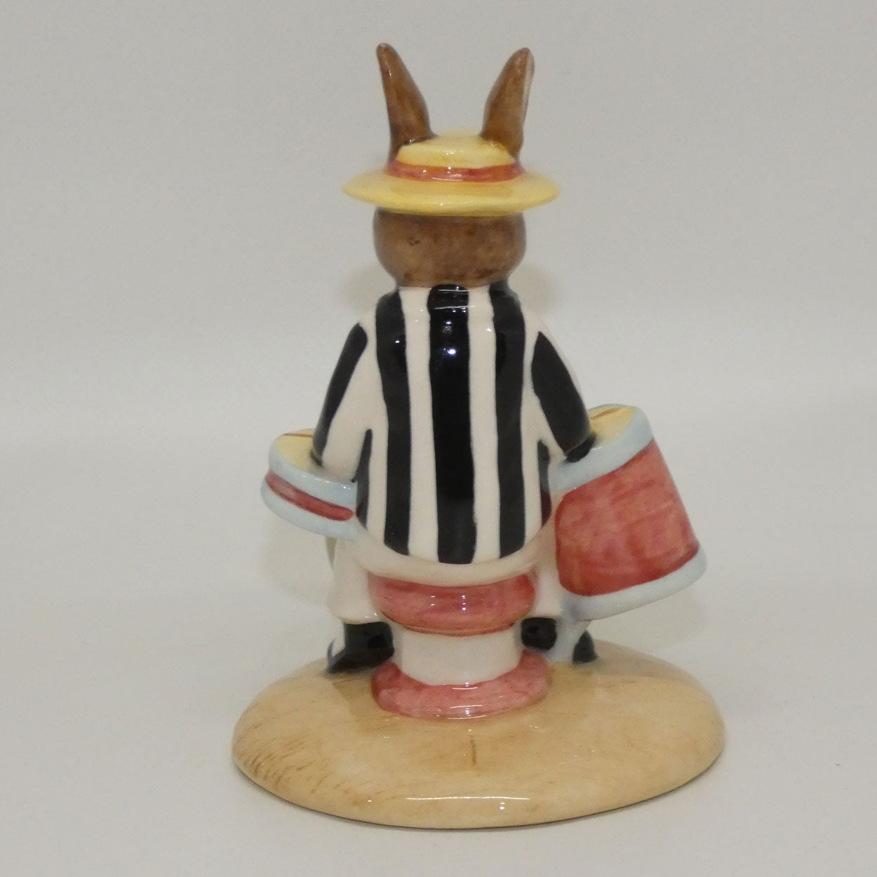 db250-royal-doulton-bunnykins-drummer