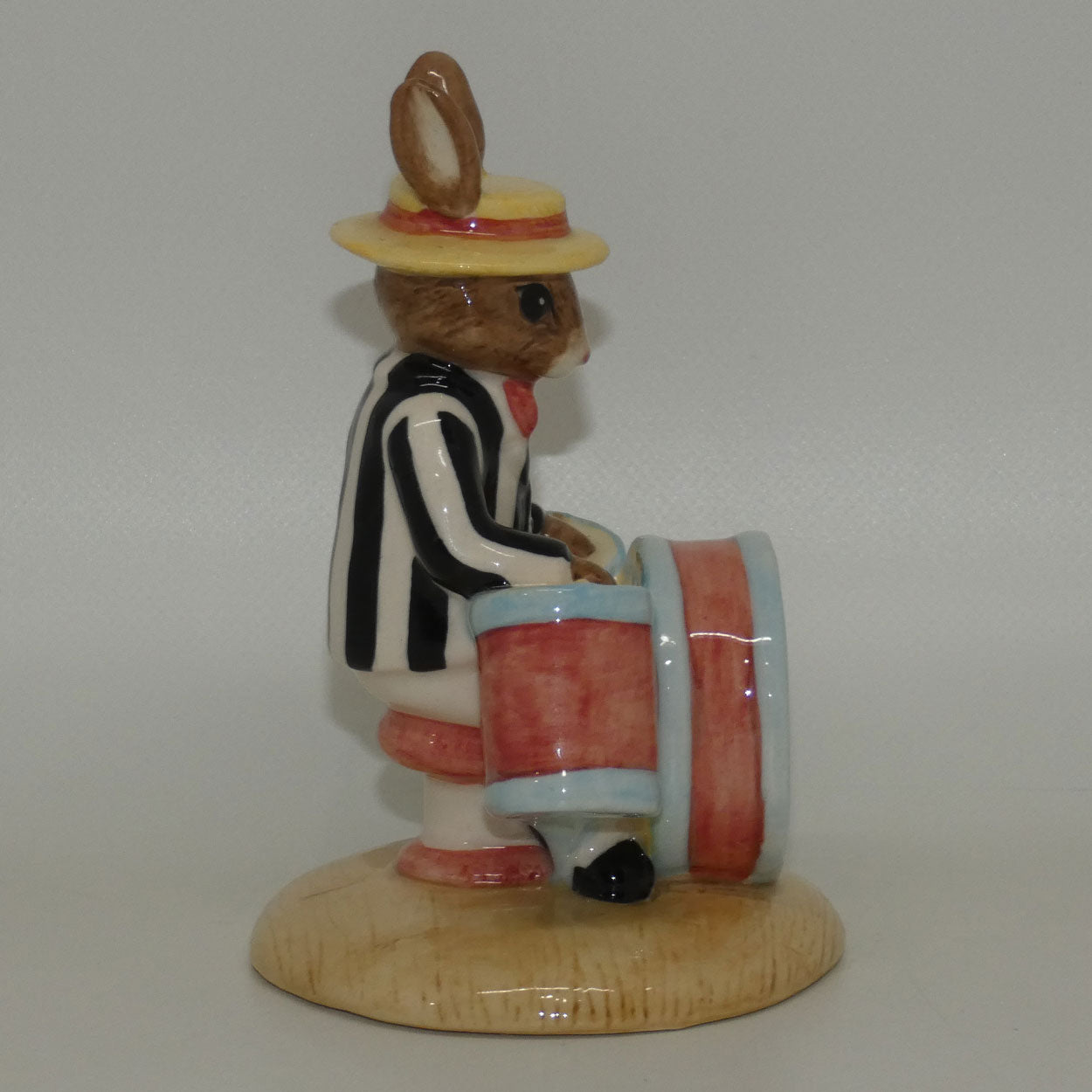 db250-royal-doulton-bunnykins-drummer-box-cert