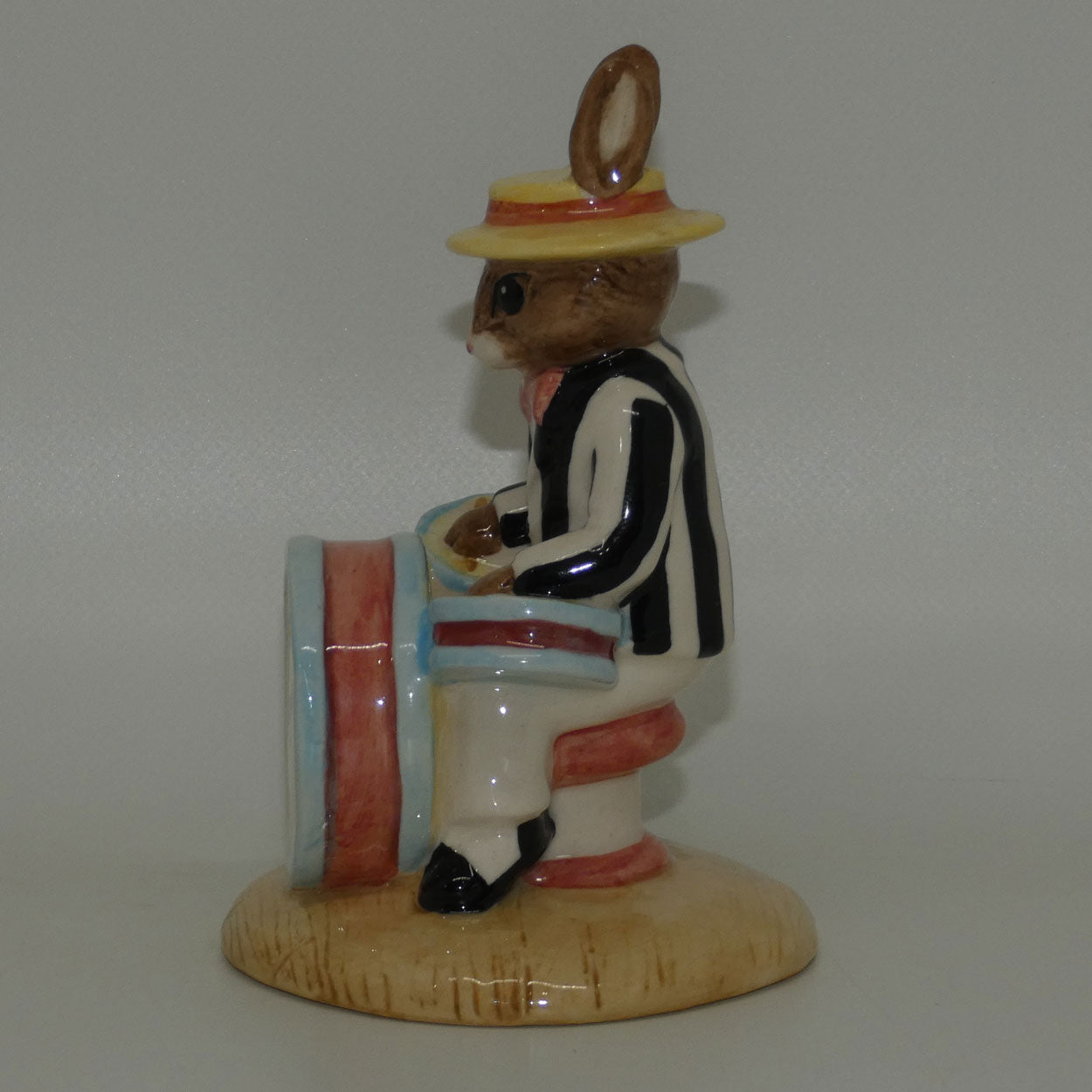 db250-royal-doulton-bunnykins-drummer-box-cert