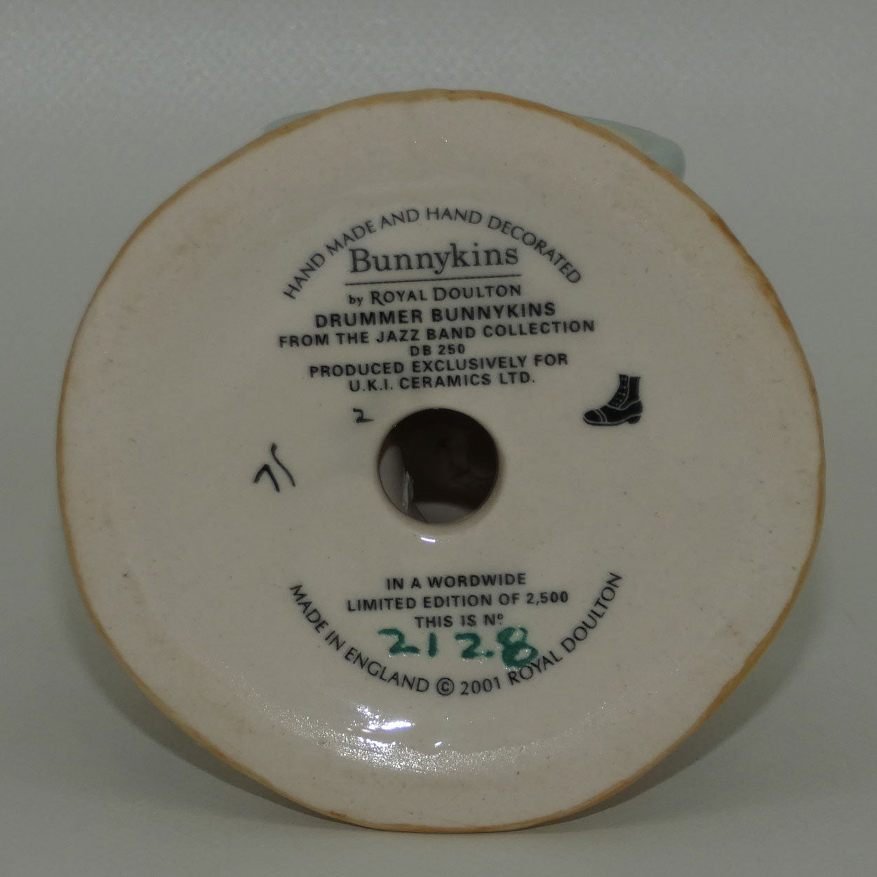db250-royal-doulton-bunnykins-drummer-box-cert
