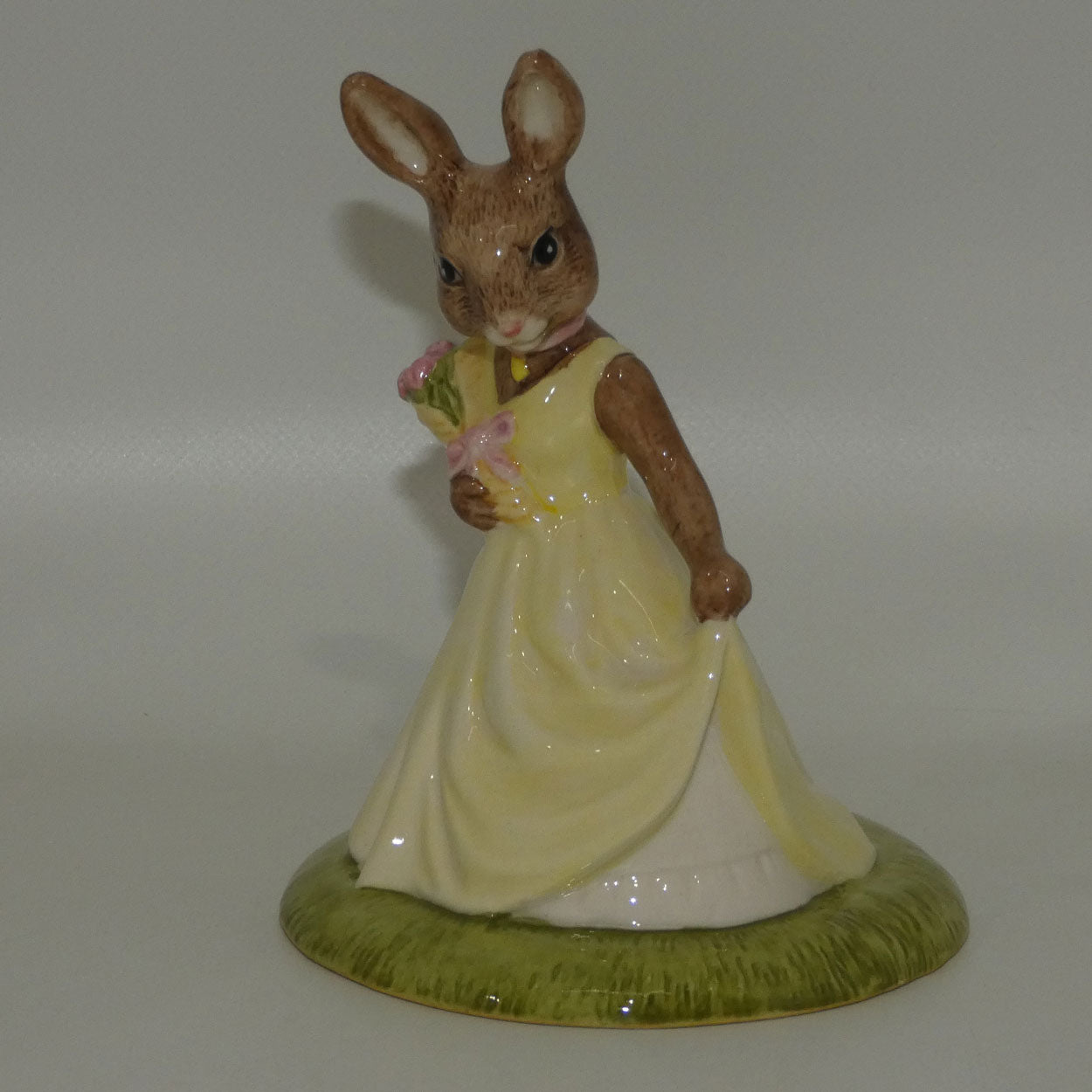 db269-royal-doulton-bunnykins-with-love