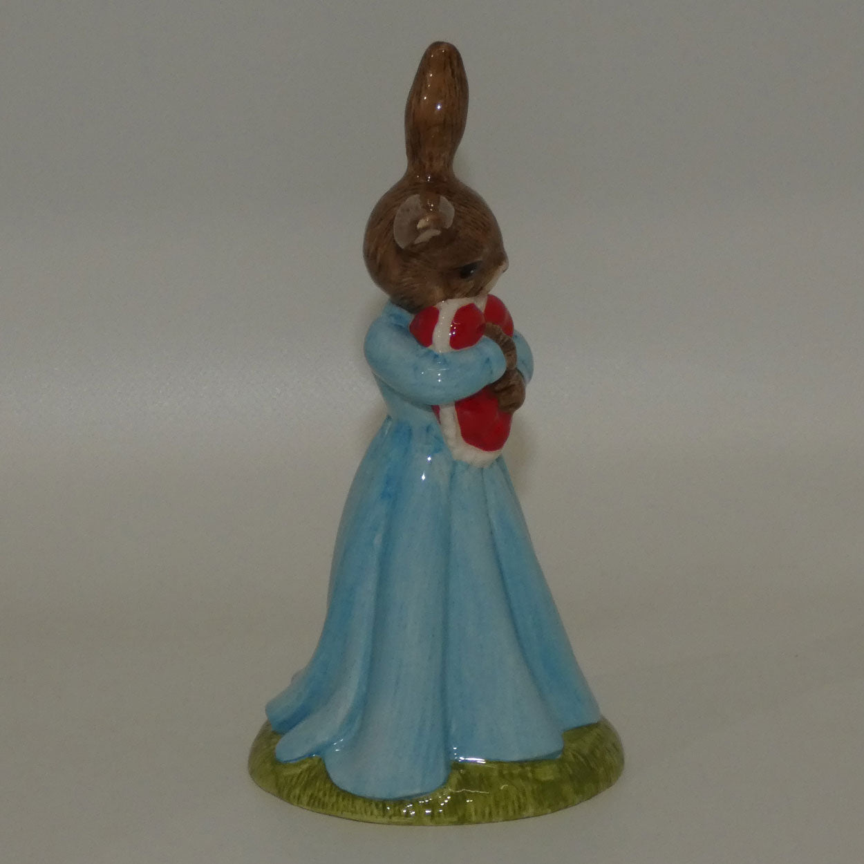 db288-royal-doulton-bunnykins-love-heart