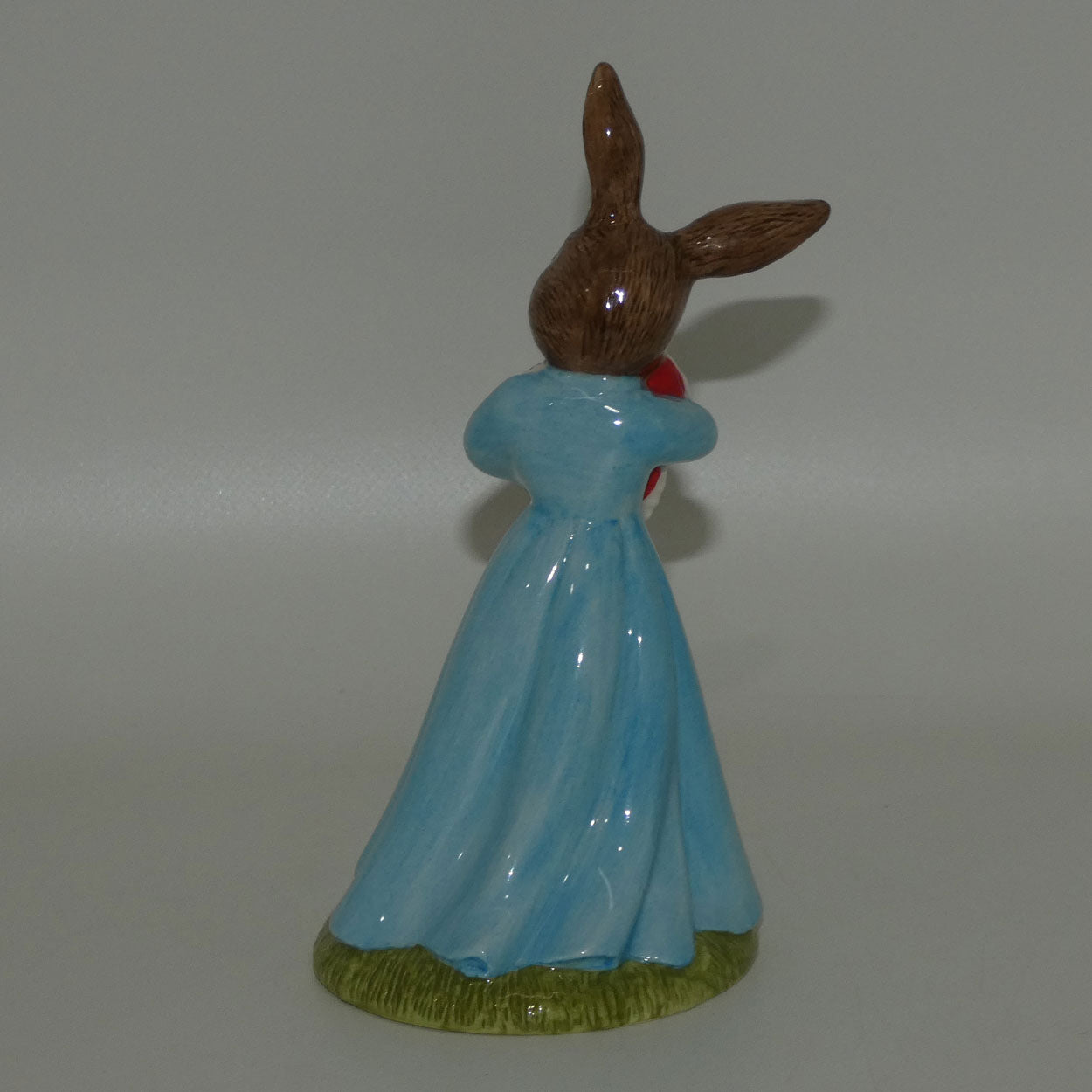 db288-royal-doulton-bunnykins-love-heart