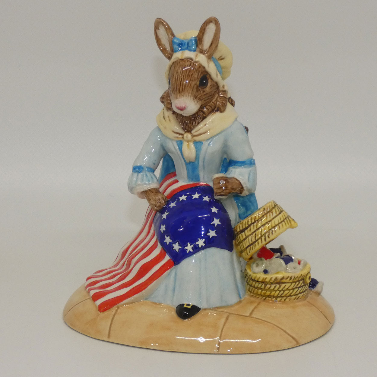 db313-royal-doulton-bunnykins-betsy-ross