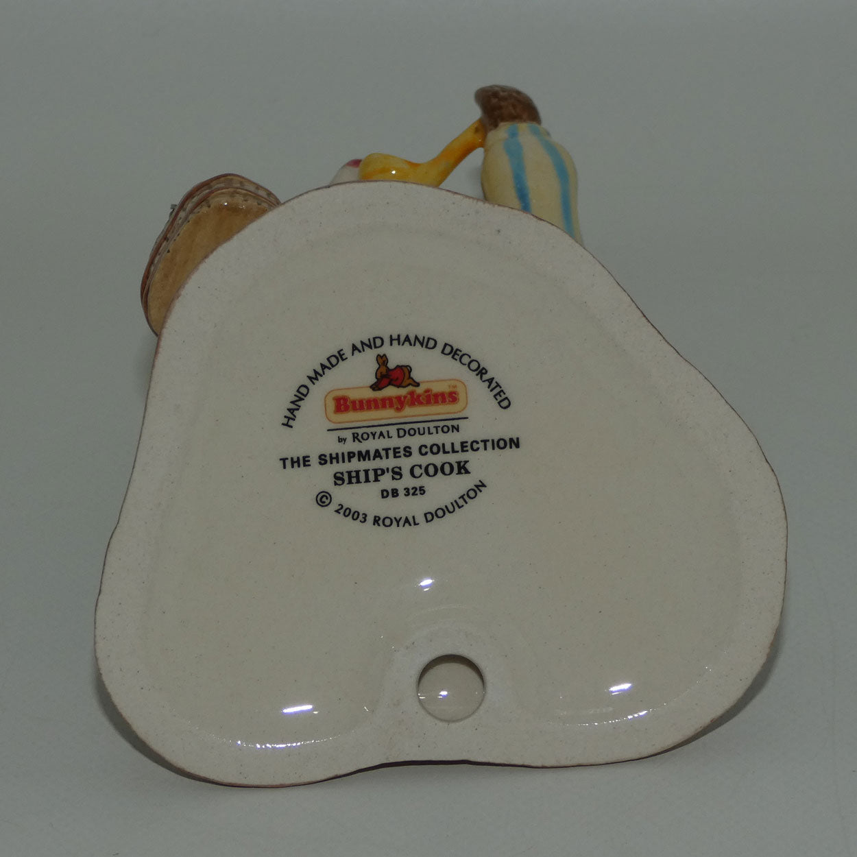 db325-royal-doulton-bunnykins-ships-cook-shipmates