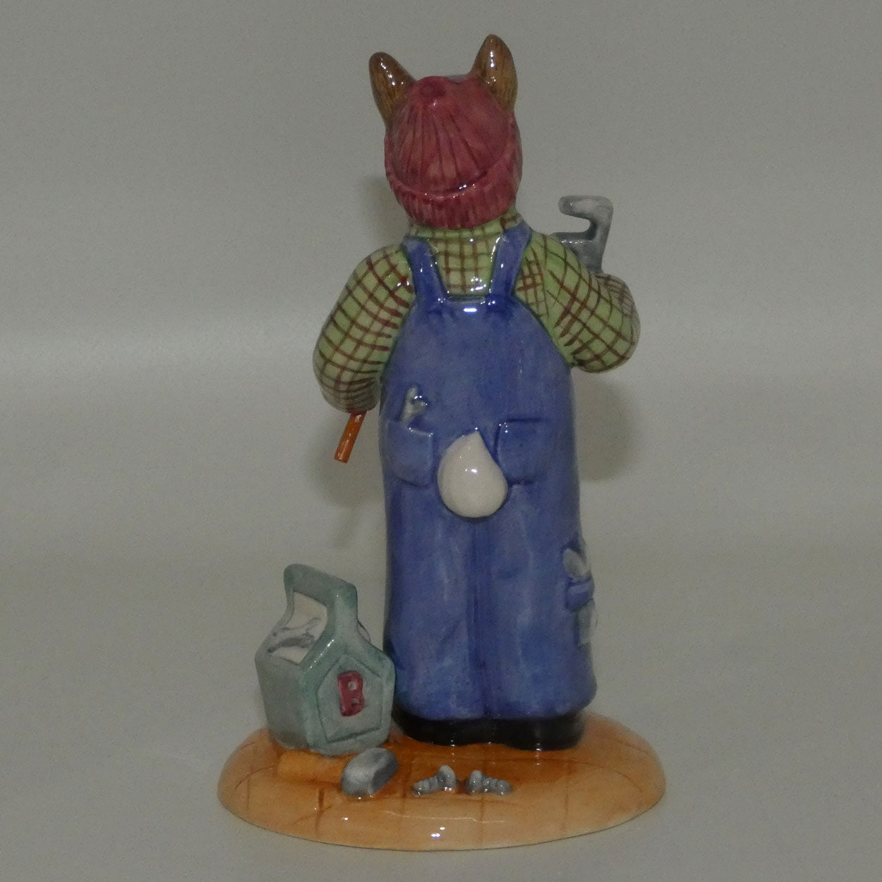 db378-royal-doulton-bunnykins-plumber