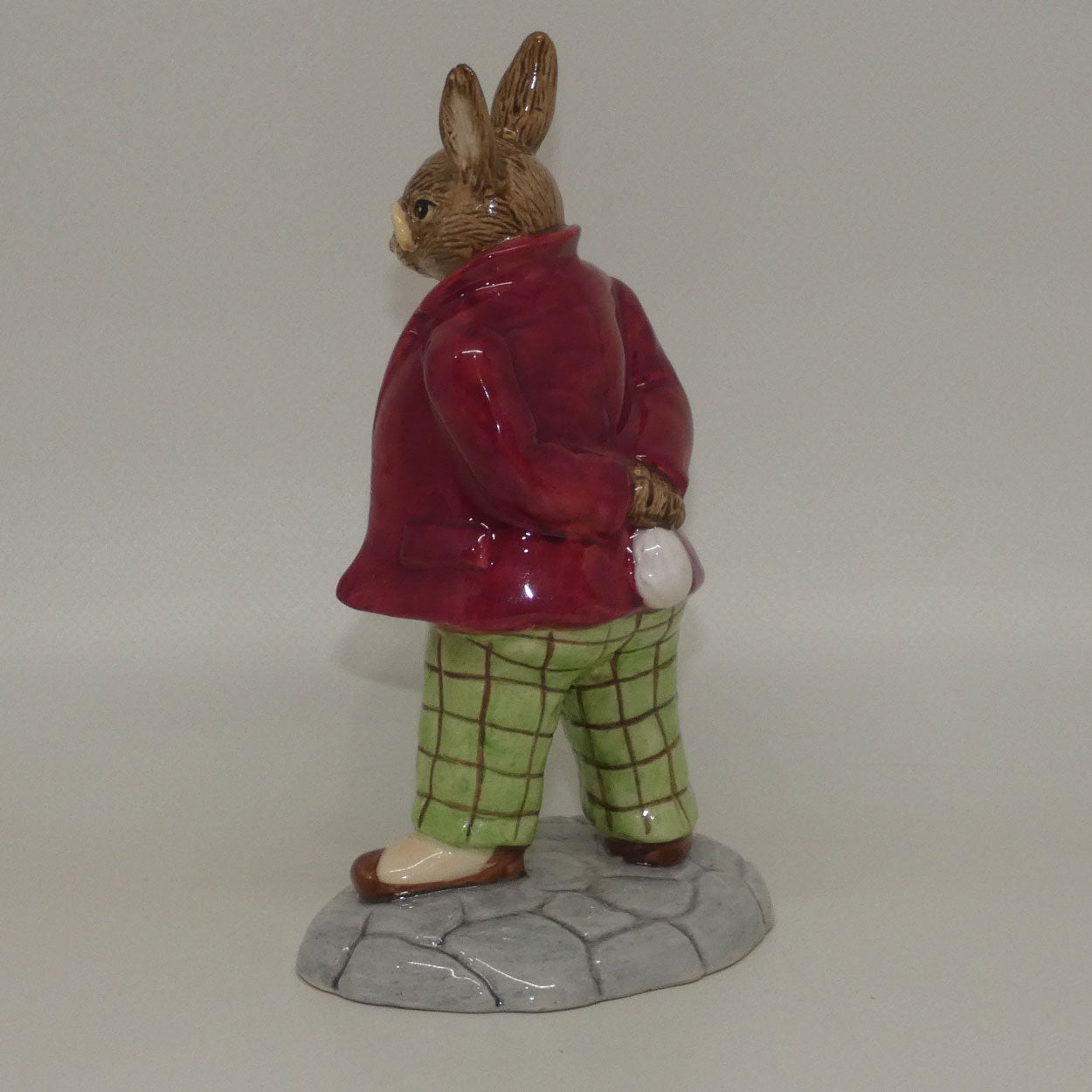 db404-royal-doulton-bunnykins-father