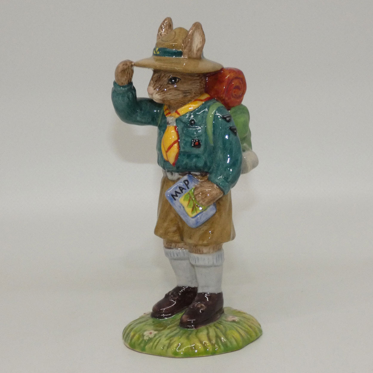 db430-royal-doulton-bunnykins-boy-scout