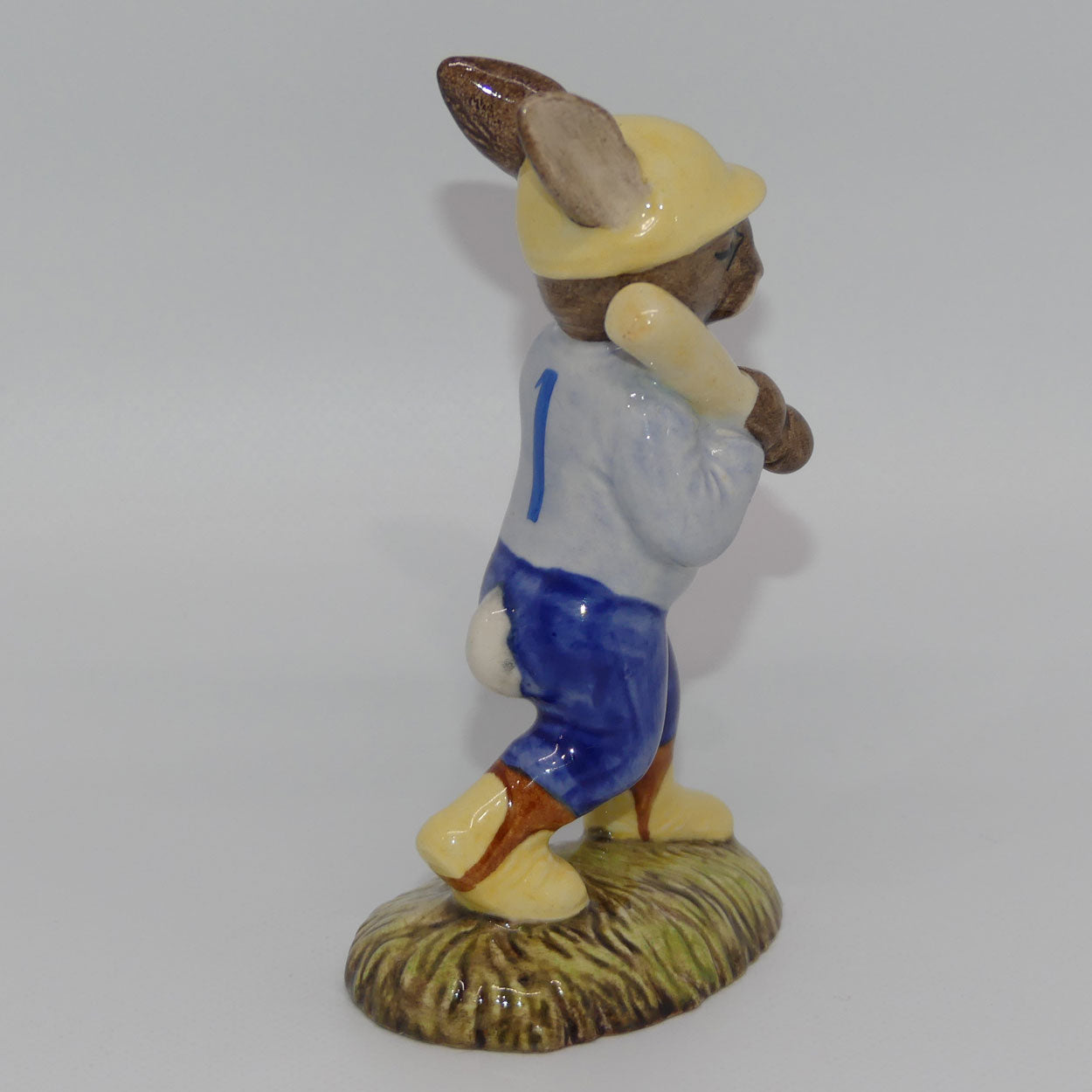 db043-royal-doulton-bunnykins-home-run-no-box