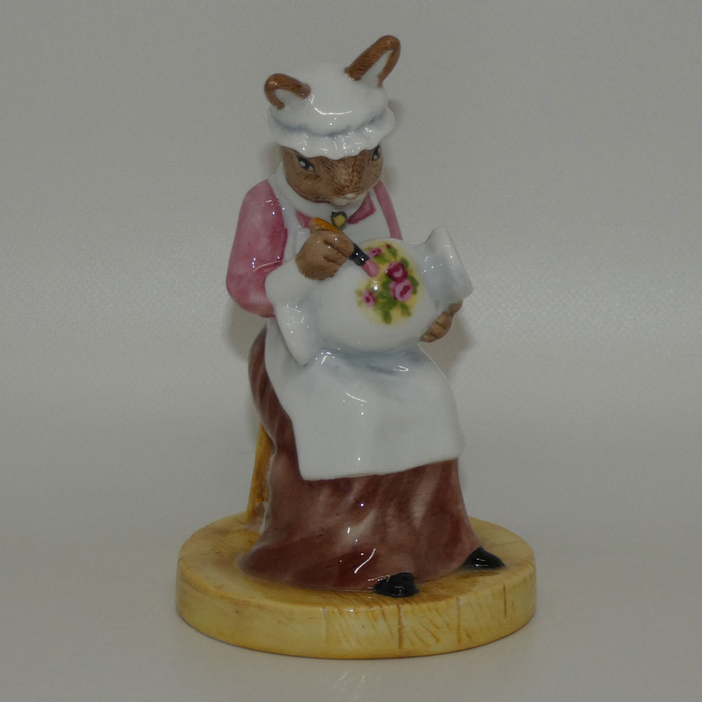 db465-royal-doulton-bunnykins-paintress-bunnykins