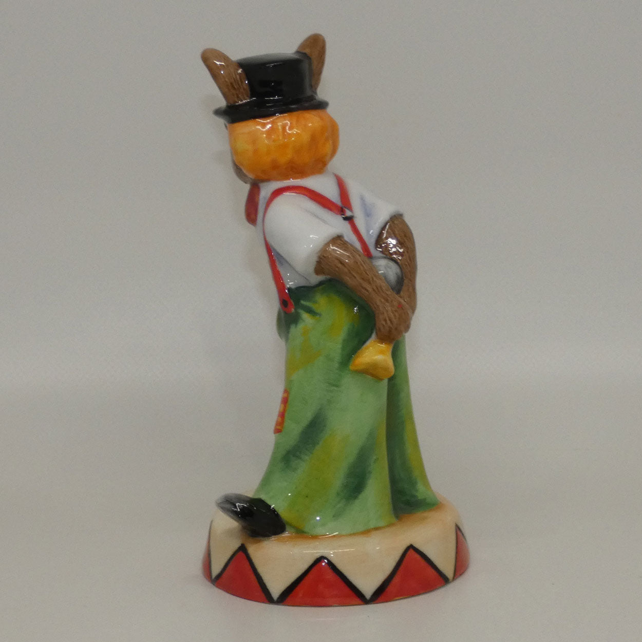 db469-royal-doulton-bunnykins-tiptoe