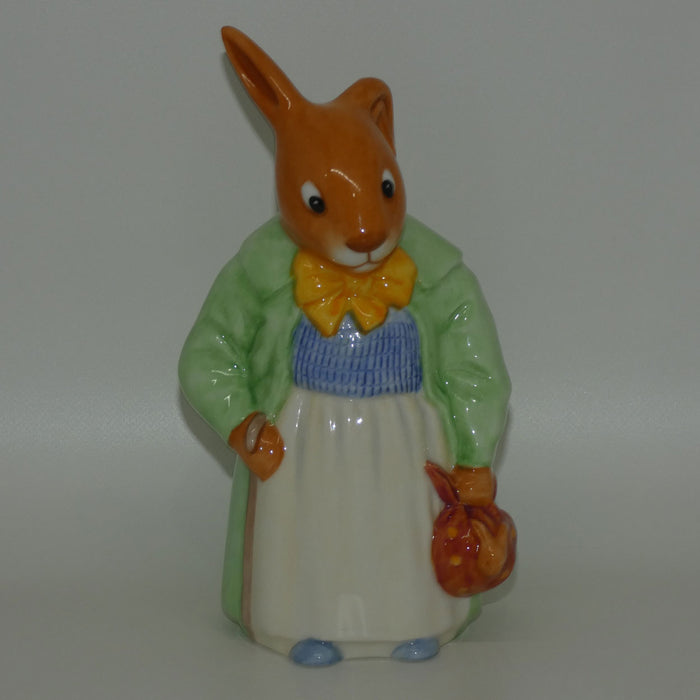 DB471 Royal Doulton Bunnykins Farmer Bunnykins