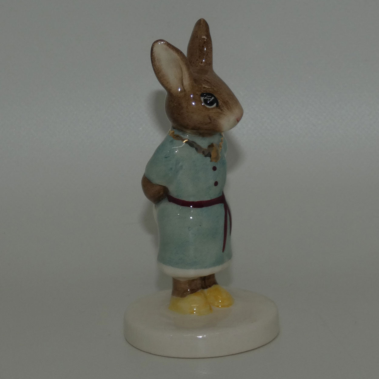 db047-royal-doulton-bunnykins-princess-beatrice
