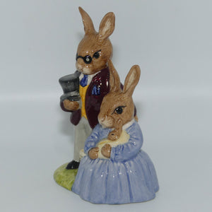 DB68 Royal Doulton Bunnykins Father, Mother and Victoria | boxed