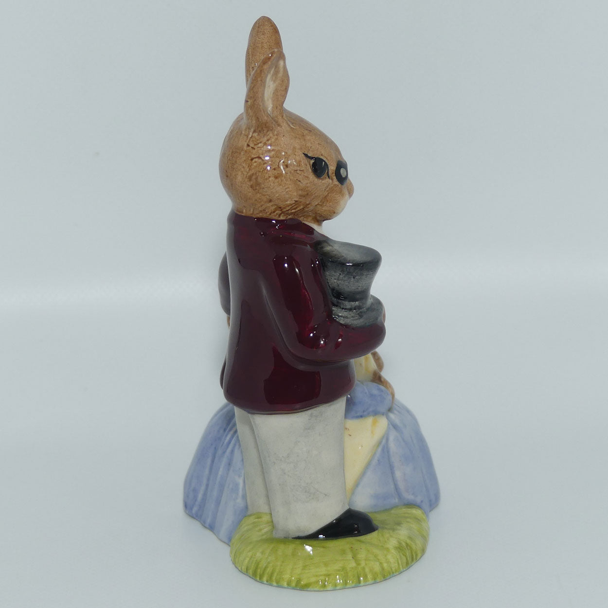 DB68 Royal Doulton Bunnykins Father, Mother and Victoria | boxed