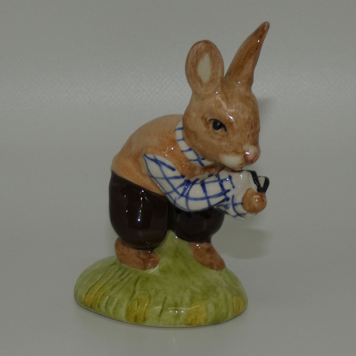 db72-royal-doulton-bunnykins-tom