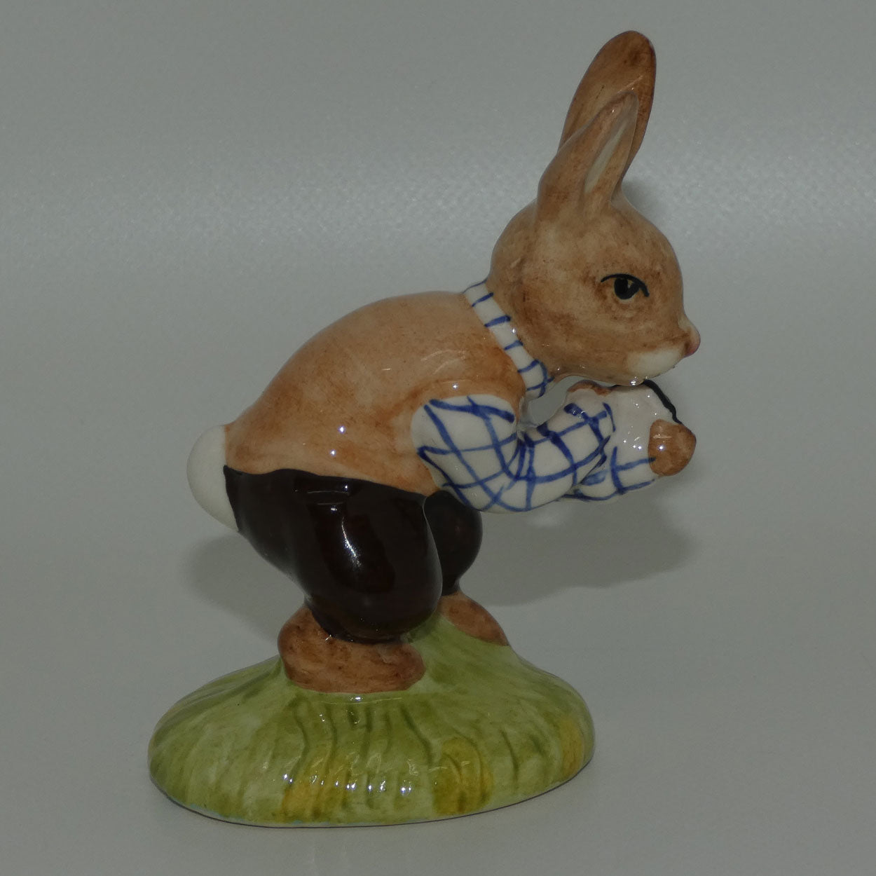 db72-royal-doulton-bunnykins-tom