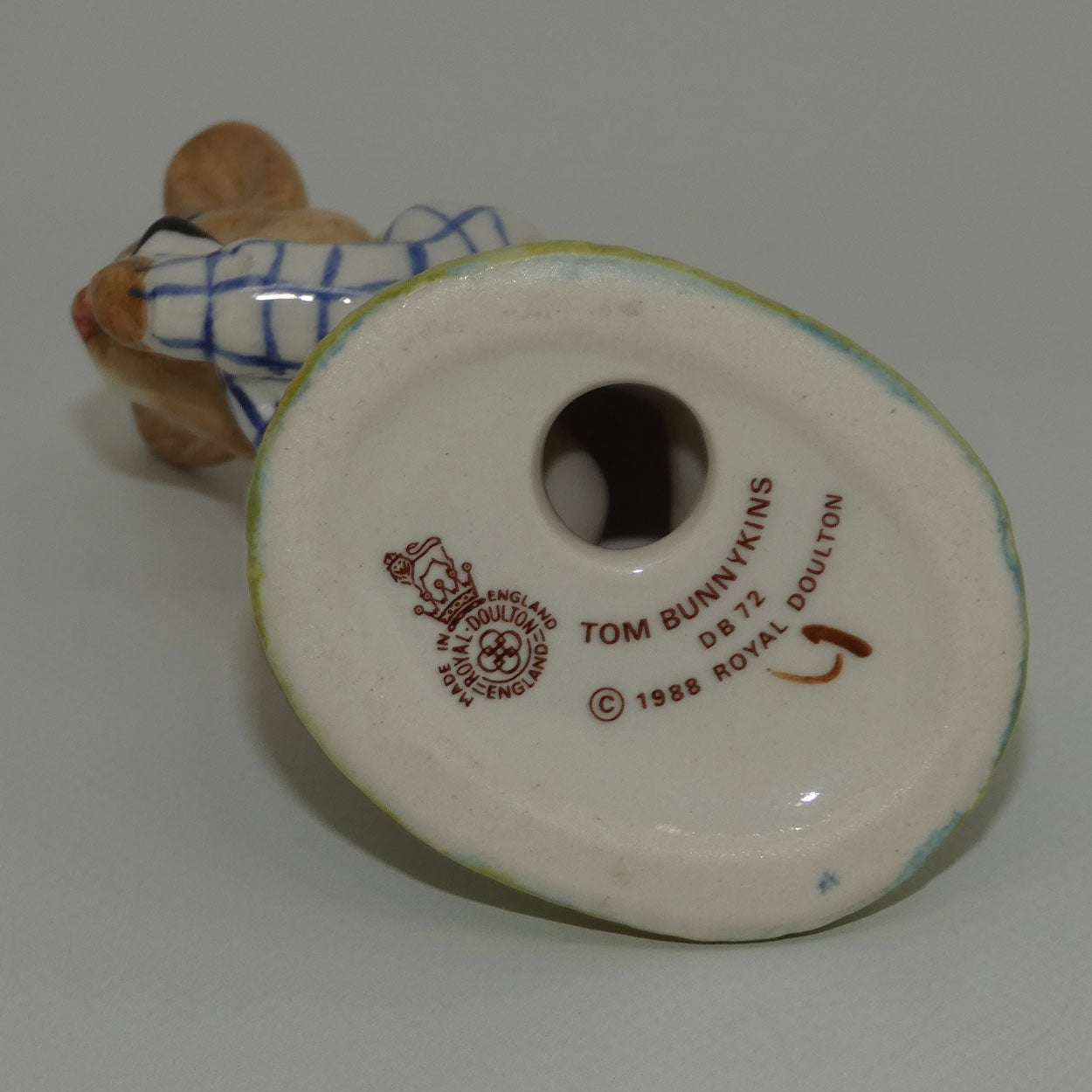 db72-royal-doulton-bunnykins-tom