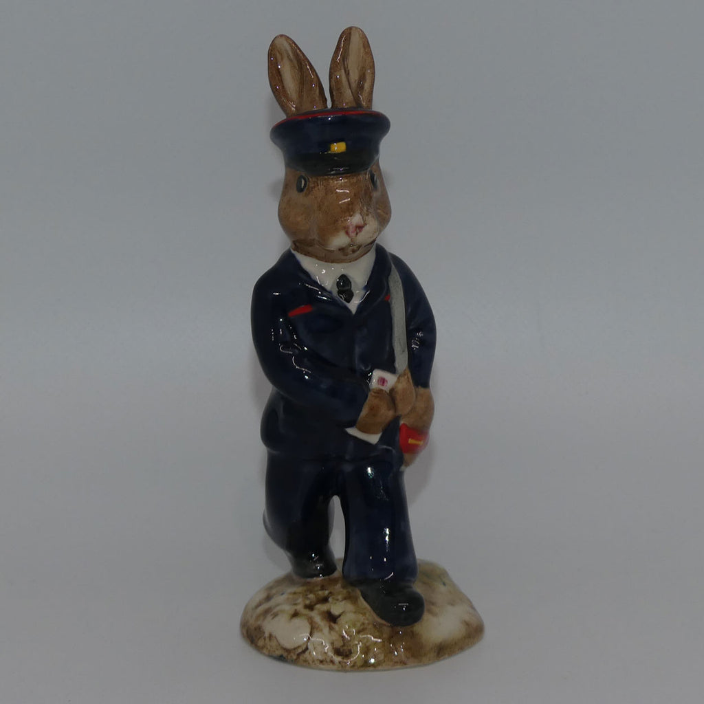 db076-royal-doulton-bunnykins-postman-no-box