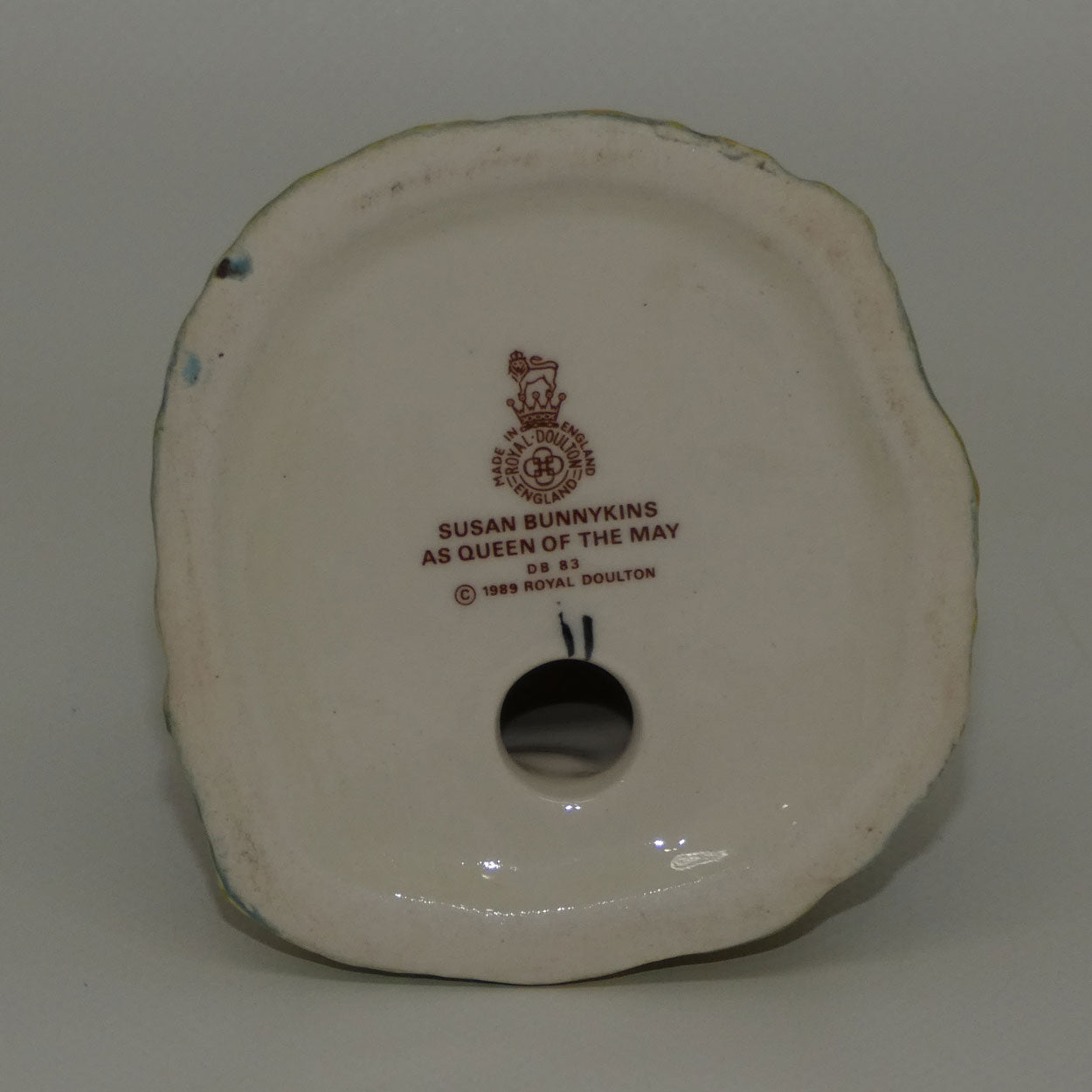 DB83 Royal Doulton Bunnykins Susan Bunnykins as Queen of the May | boxed