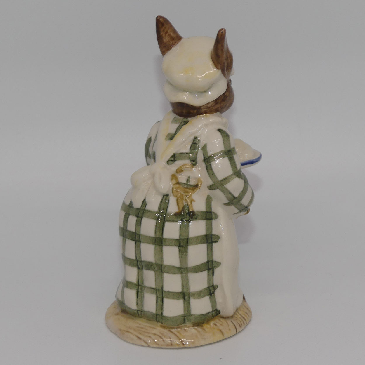 db085-royal-doulton-bunnykins-cook-no-box