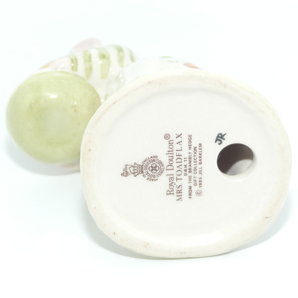 DBH11 Royal Doulton Brambly Hedge figure | Mrs Toadflax | Brown Bowl