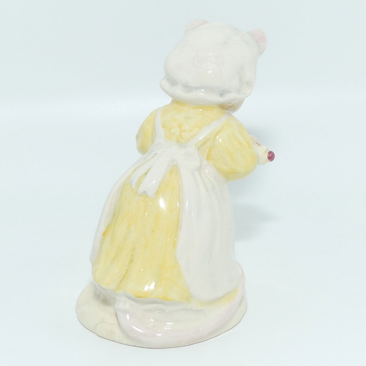 DBH15 Royal Doulton Brambly Hedge figure | Mrs Crustybread