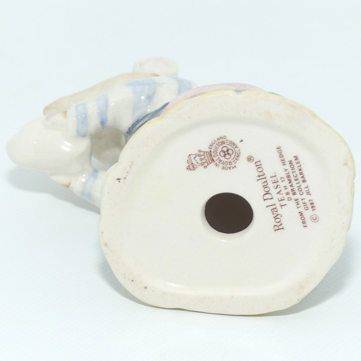 DBH17 Royal Doulton Brambly Hedge figure | Teasel