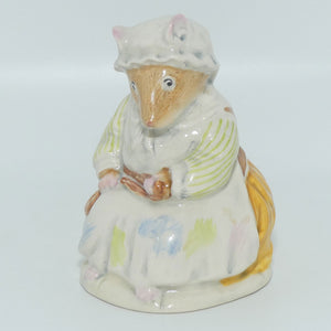 DBH19 Royal Doulton Brambly Hedge figure | Lily Weaver