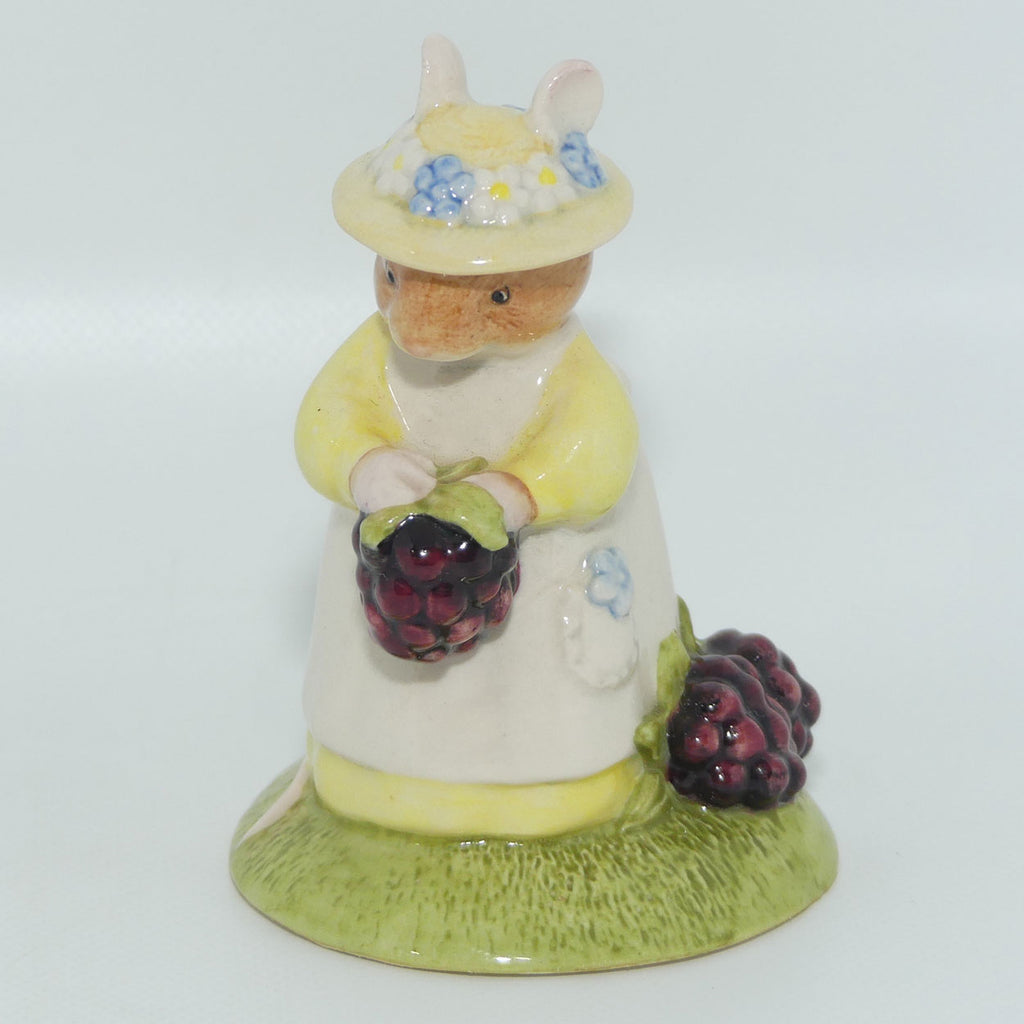 DBH33 Royal Doulton Brambly Hedge figure | Primrose Picking Berries