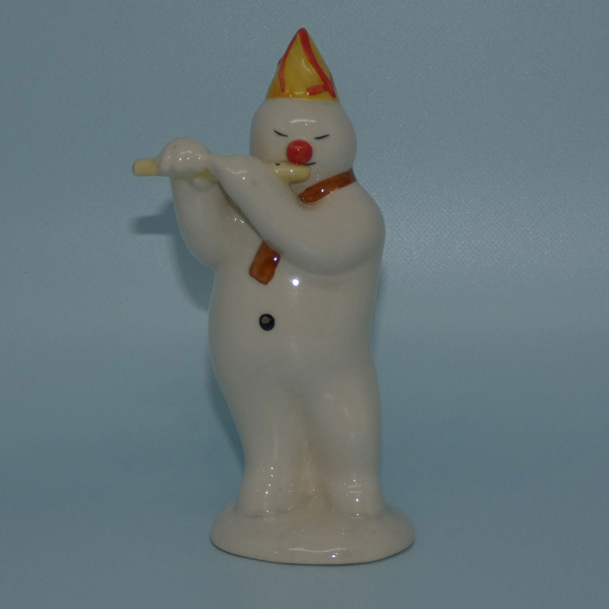 ds10-royal-doulton-snowman-figure-flautist-snowman
