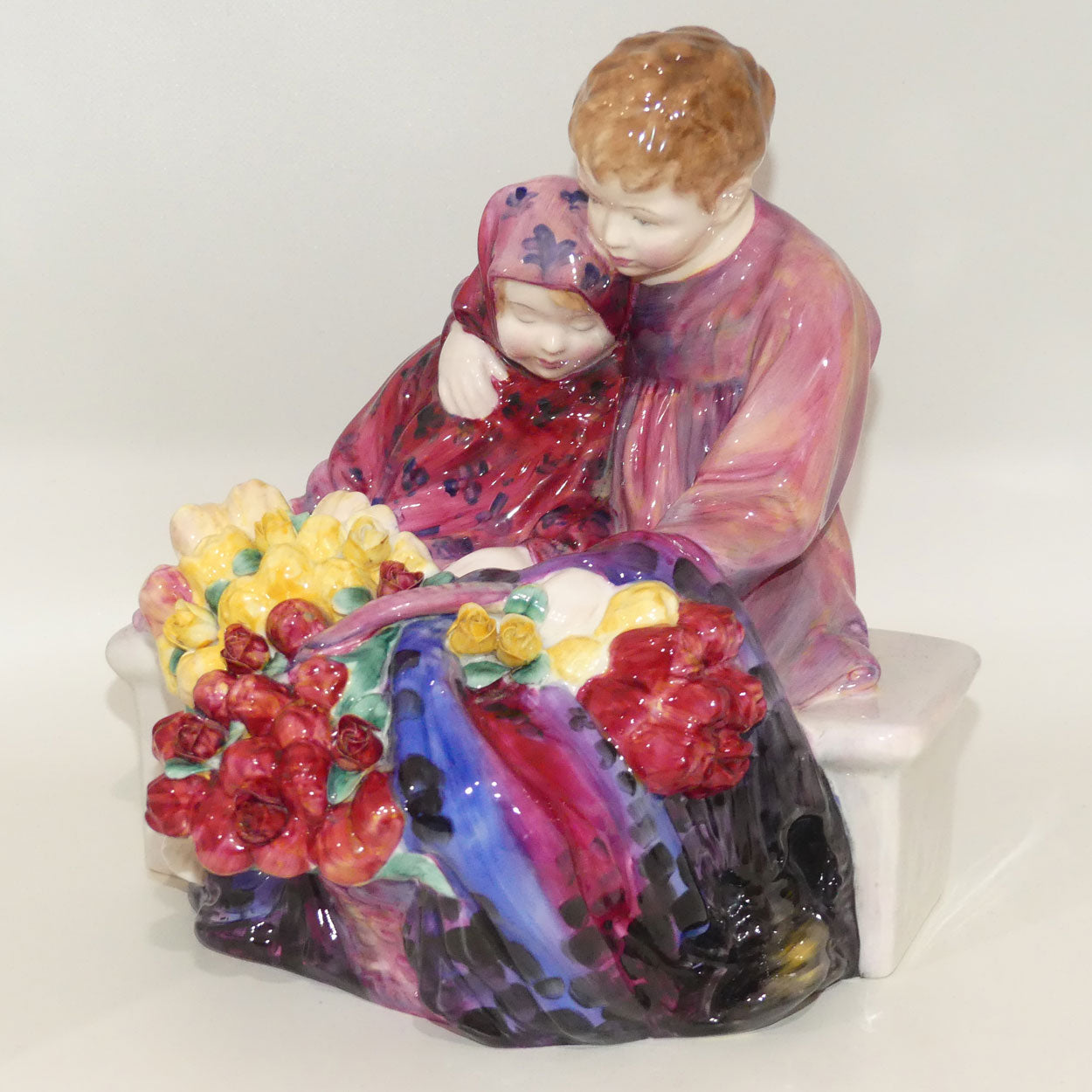 hn1342-royal-doulton-figure-the-flower-sellers-children-early-version