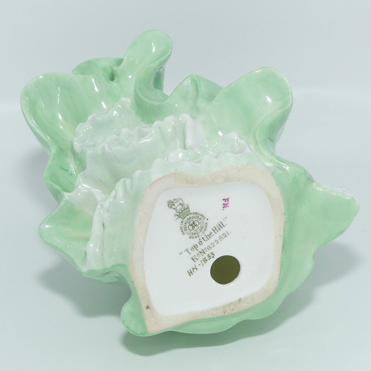 HN1833 Royal Doulton figurine Top O' The Hill | Green 