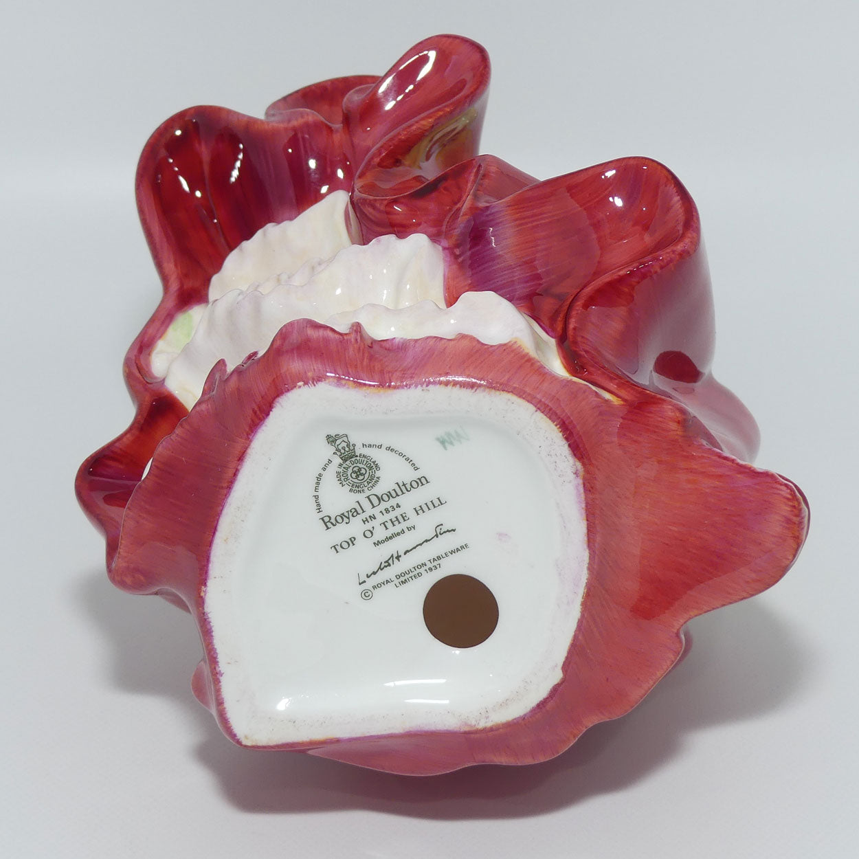 HN1834 Royal Doulton figure Top O' The Hill | Red | 1980s