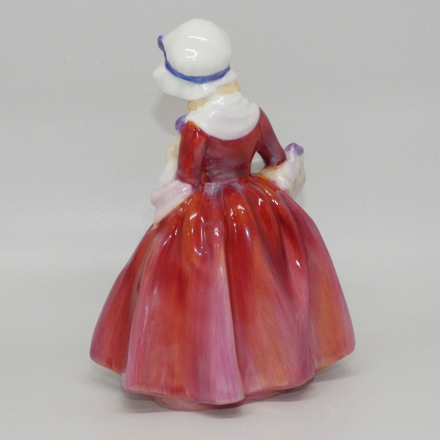 hn1955-royal-doulton-figure-lavinia