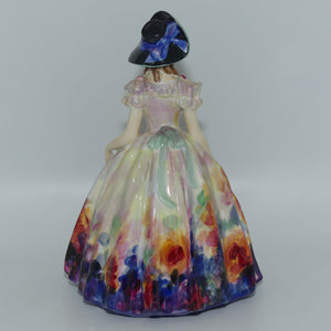 HN2039 Royal Doulton figurine Easter Day | Multicoloured  