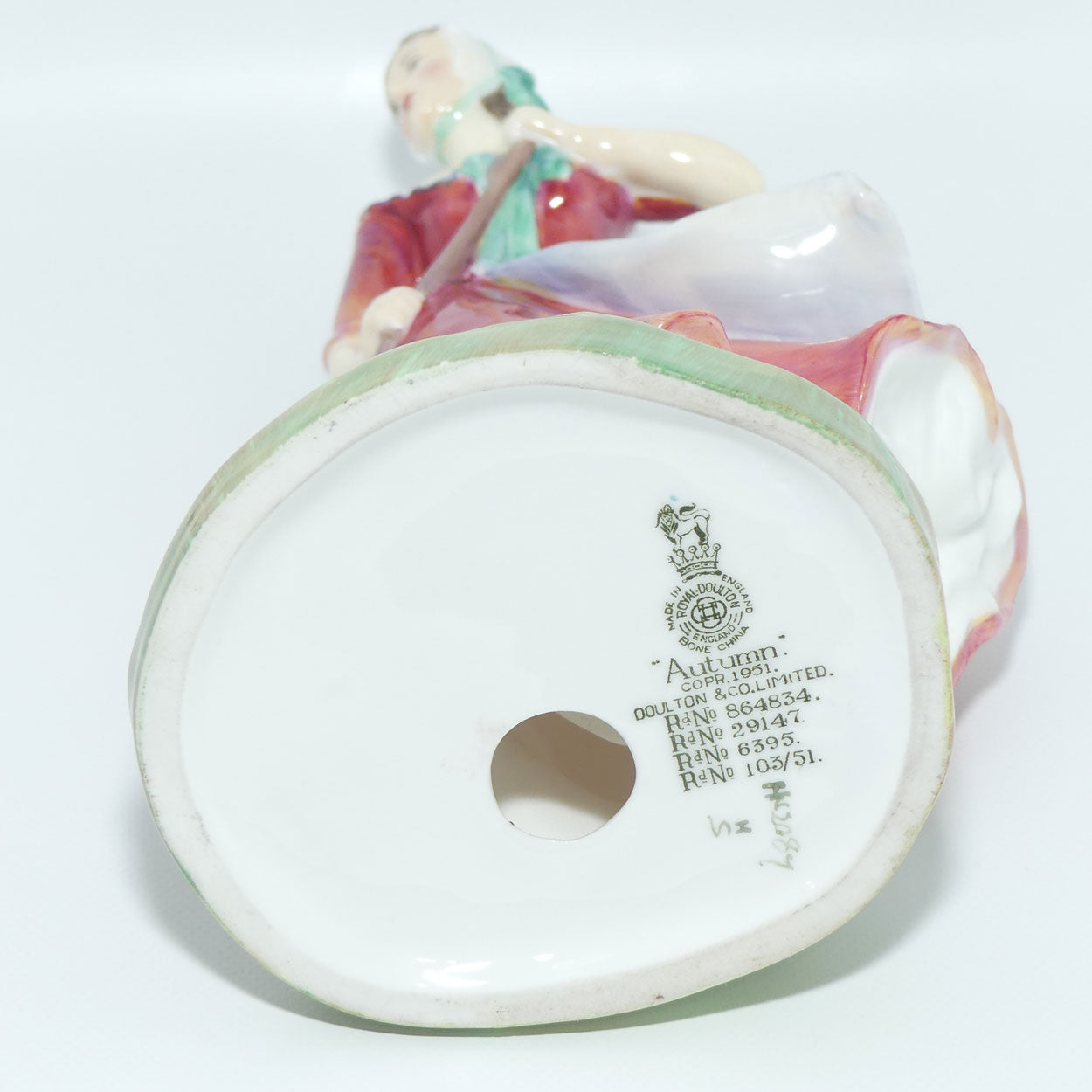 HN2087 Royal Doulton figurine Autumn | The Seasons