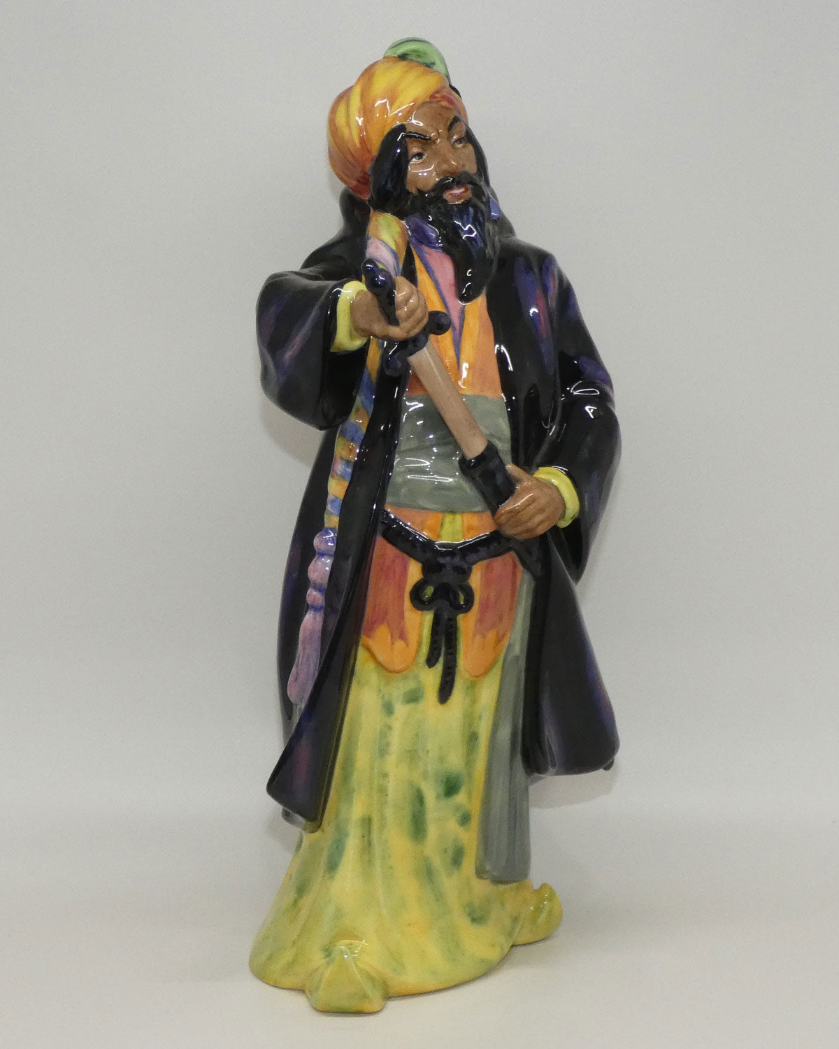 hn2105-royal-doulton-figure-bluebeard